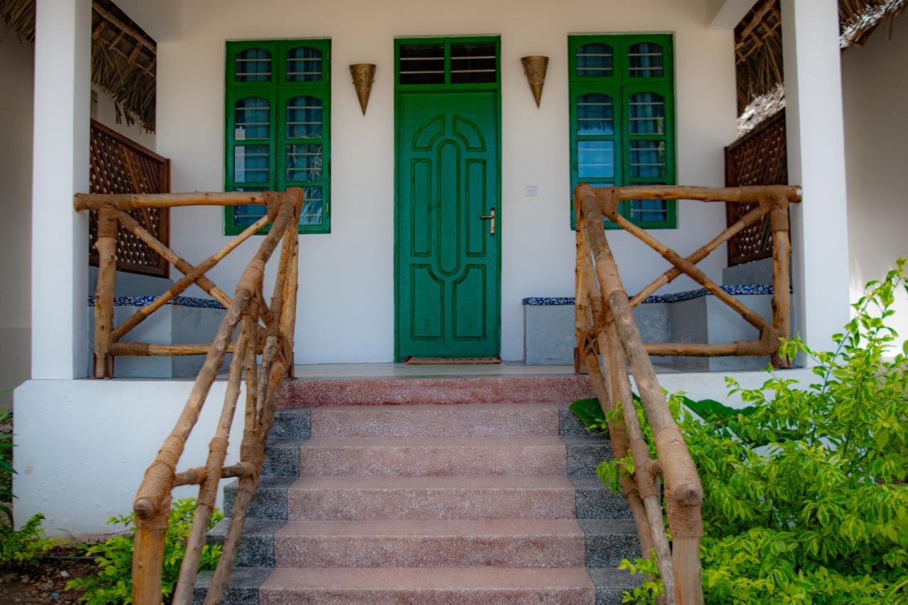 Jabali Bungalows Lodge Paje Kültér fotó